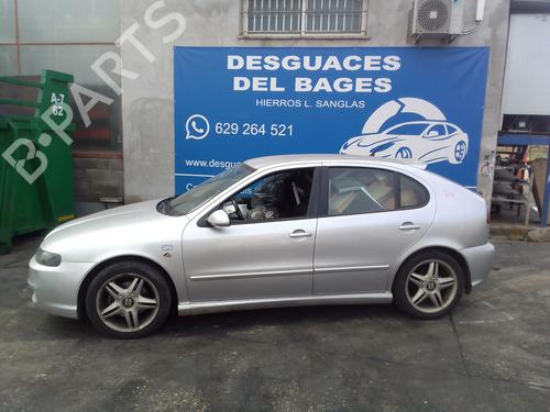 Faro izquierdo SEAT LEON (1M1)  | BP24221251C28 