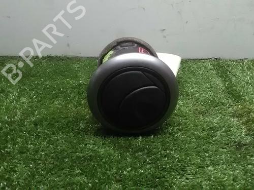 Air vent NISSAN NOTE (E11, NE11) 1.5 dCi (86 hp) 11660623