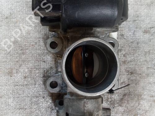 Used Throttle body TOYOTA YARIS (_P9_) 1.4 D-4D (NLP90_, NLP90R) (90 hp) 28217418