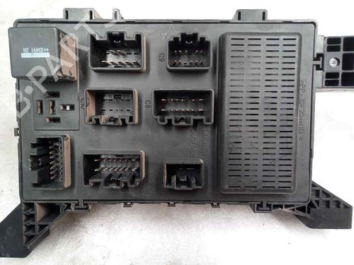 Used Fuse box JAGUAR X-TYPE I Estate (X400) 2.5 (196 hp) 16397706