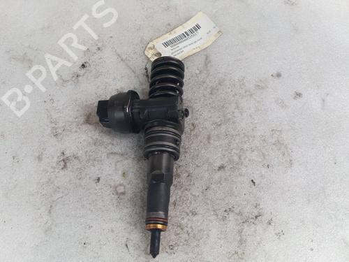 Injector VW CADDY III MPV (2KB, 2KJ, 2CB, 2CJ) 1.9 TDI | BP25760623M100 