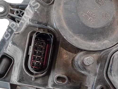 Right headlight VW POLO IV (9N_, 9A_) 1.4 16V | BP27979903C29 