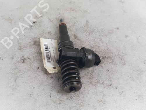 Injector VW CADDY III MPV (2KB, 2KJ, 2CB, 2CJ) 1.9 TDI | BP25760622M100 