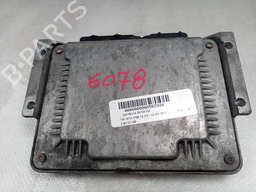 Calculateur moteur (ecu) FIAT STILO (192_) 1.9 JTD (192_XE1A) (115 hp) 15192532