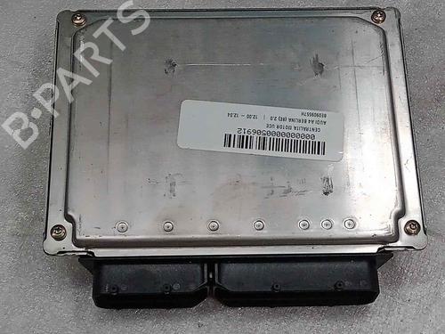 Computer motormanagement AUDI A4 B6 (8E2) 2.0 (130 hp) 15649400