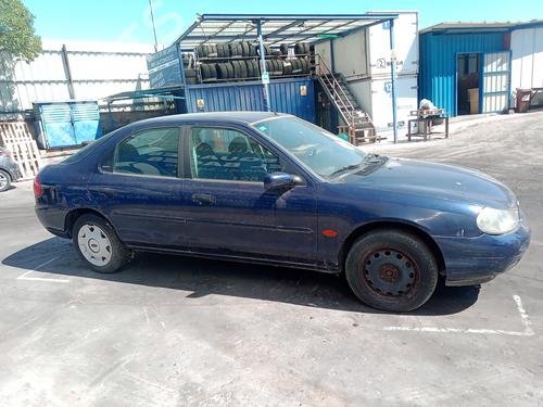 Right headlight FORD MONDEO II (BAP) 1.8 TD | BP15597796C29 