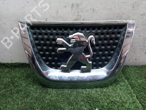Used Grille PEUGEOT 3008 I MPV (0U_) 1.6 HDi (112 hp) 9541022