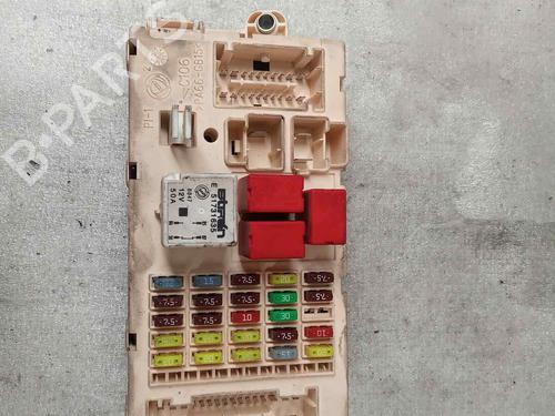 Fuse box FIAT STILO (192_) 1.9 D Multijet | BP17951495E1 