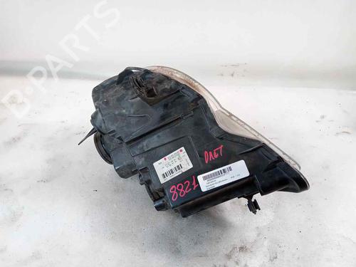 Right headlight VW POLO IV (9N_, 9A_) 1.4 16V | BP27979903C29 