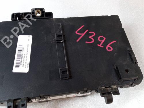 Sikringsdåse VOLVO XC90 I (275) D3 / D5 (163 hp) 18528303