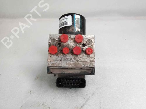 Used ABS pump VW PASSAT B6 (3C2) 2.0 TDI (140 hp) 19254944