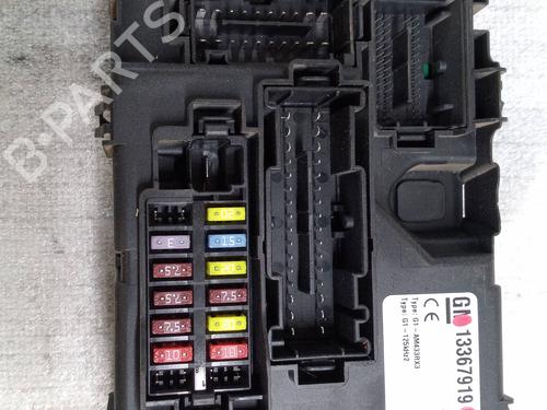 Used Fuse box OPEL CORSA D (S07) [2006-2015]  27574174