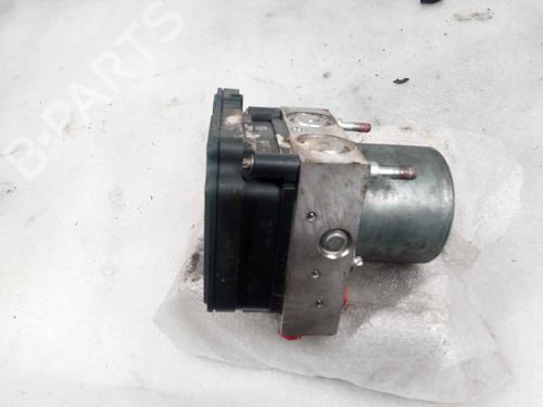 Used ABS pump TOYOTA AVENSIS Saloon (_T27_) 2.0 D-4D (WWT271_) (143 hp) 17951228