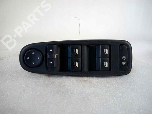 Used Left front window switch Left front window switch CITROËN C4 Picasso I MPV (UD_) 1.6 HDi (109 hp) 10665587 10665587