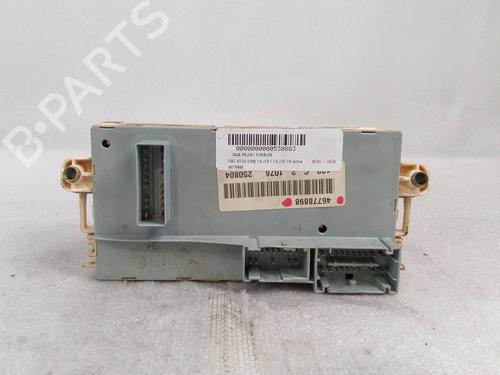 Fuse box FIAT STILO (192_) 1.9 JTD (192_XE1A) | BP27236246E1 