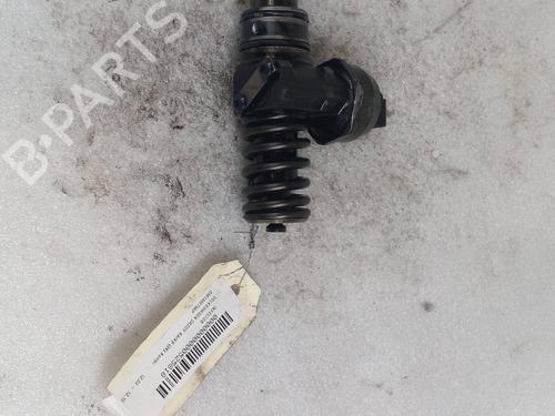 Used Injector VW CADDY III MPV (2KB, 2KJ, 2CB, 2CJ) 1.9 TDI (105 hp) 25760624