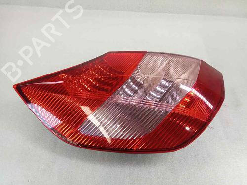 Used Left taillight RENAULT SCÉNIC II (JM0/1_) [2003-2010]  26021004