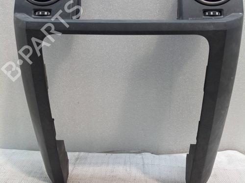 Used Air vent Air vent LAND ROVER DISCOVERY III (L319) [2004-2009] 34117650 34117650