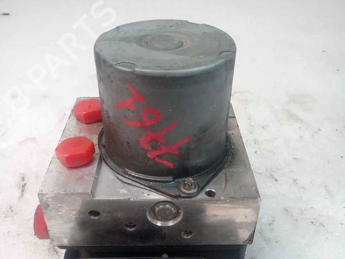 Used ABS pump BMW 5 (E60) 520 i (170 hp) 19063738