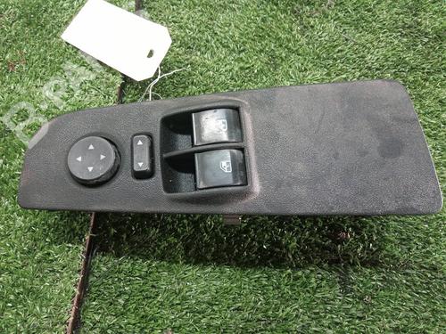 Used Left front window switch Left front window switch FIAT GRANDE PUNTO (199_) 1.3 D Multijet (75 hp) 9625686 9625686