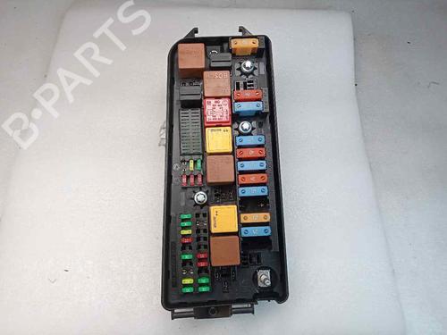 Used Fuse box SAAB 9-3 (YS3F, E79, D79, D75) 1.9 TiD (120 hp) 18741259