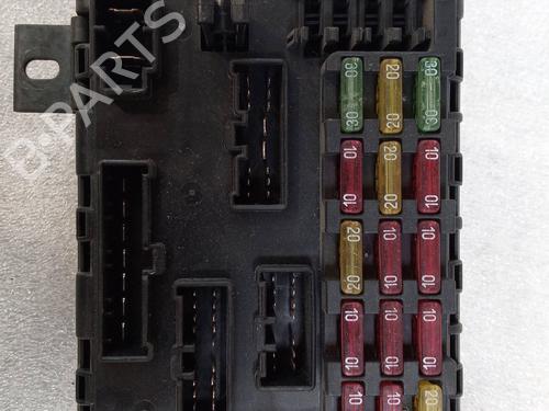 Used Fuse box Fuse box 38015008 38015008