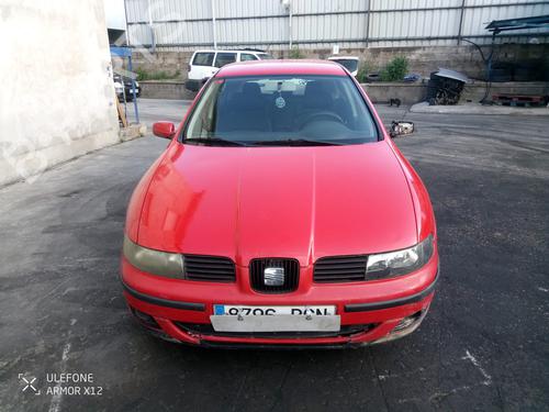 Fuse box SEAT LEON (1M1)  | BP27483415E1 