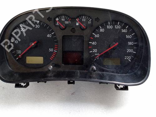Used Instrument cluster VW GOLF IV (1J1) [1997-2008]  24452618