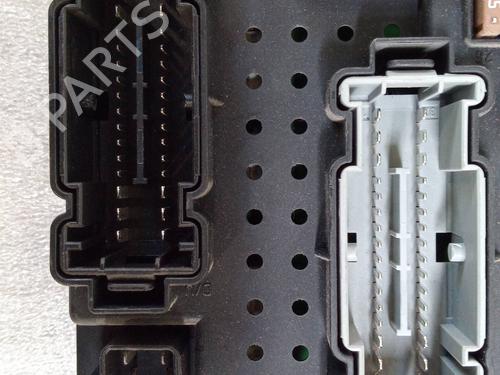 Fuse box VOLVO XC90 I (275) D5 AWD | BP27199145E1 