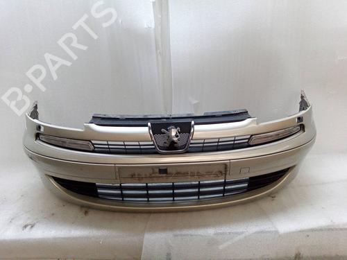 Used Front bumper PEUGEOT 807 (EB_) 2.2 HDi (128 hp) 30660409