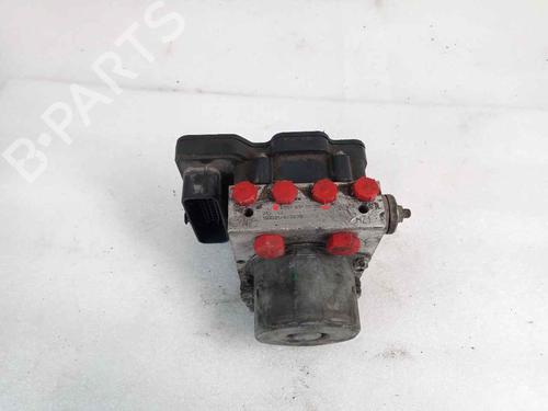 ABS Bremseaggregat INFINITI QX30 2.2 D AWD (170 hp) 25760630