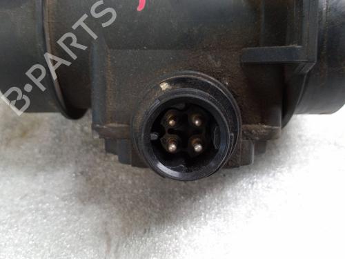 Mass air flow sensor BMW 5 (E39) 520 i | BP32298055M95