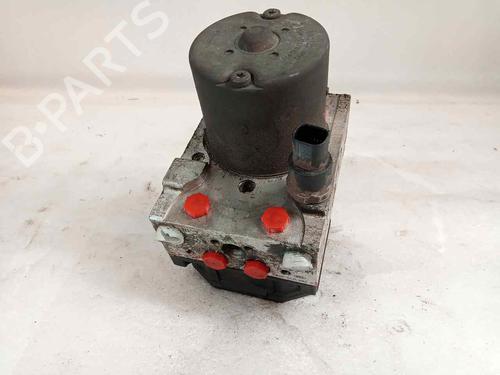 Used ABS pump TOYOTA AVENSIS Estate (_T25_) 2.2 D-4D (ADT251_, ADT251R) (150 hp) 22785268