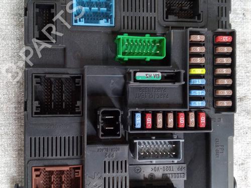 Used Fuse box PEUGEOT 208 I (CA_, CC_) [2012-2021]  32364525