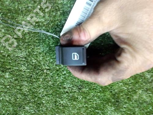 Used Right front window switch Right front window switch SEAT IBIZA IV ST (6J8, 6P8) 1.6 TDI (105 hp) 8323830 8323830