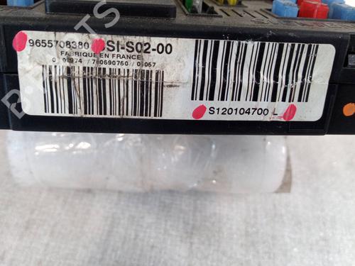 Sikringsdåse RENAULT CLIO II (BB_, CB_)  | BP24397027E1 