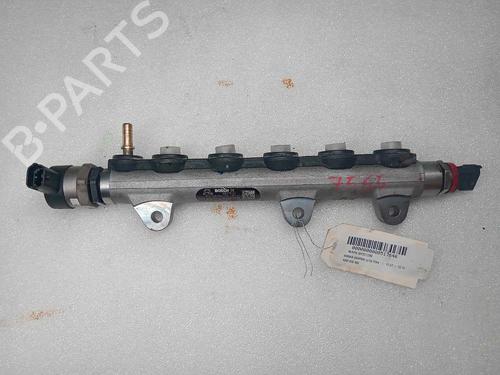 Used Injection rail NISSAN QASHQAI / QASHQAI +2 I (J10, NJ10, JJ10E) [2006-2014]  18118507