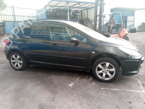 Fuse box PEUGEOT 307 (3A/C) 1.6 HDi | BP15585354E1 