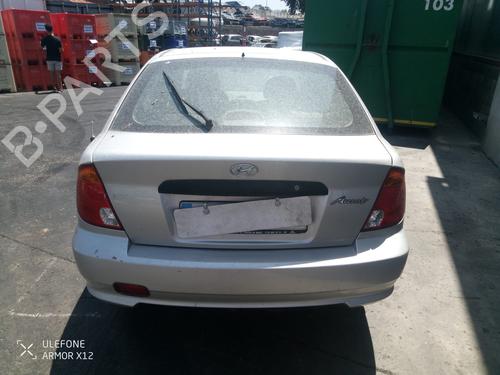 Engine control unit (ECU) HYUNDAI ACCENT II (LC)  | BP27484475M57 