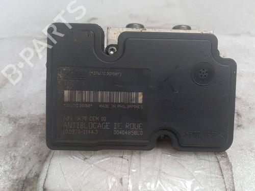 Used ABS pump CITROËN C2 (JM_) 1.4 HDi (68 hp) 32358900