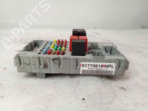 Boîte à Fusibles FIAT DOBLO MPV (119_, 223_) 1.3 JTD 16V | BP17951492E1