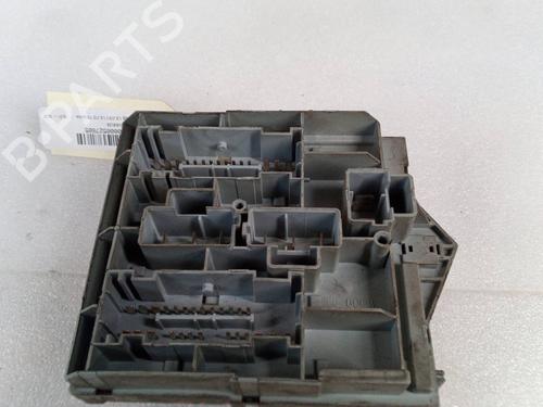 Fuse box FIAT STILO (192_) 1.9 JTD (192_XE1A) | BP27483404E1 