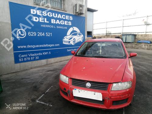 Fuse box FIAT STILO (192_) 1.9 JTD (192_XE1A) | BP27483404E1 