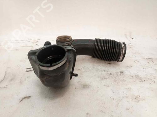 Pipe INFINITI QX30 2.2 D AWD | BP24304415M125