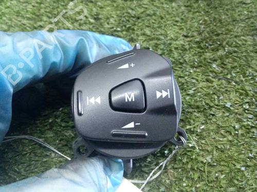 Used Steering wheel controls FORD FIESTA VI (CB1, CCN) 1.6 TDCi (95 hp) 9951643