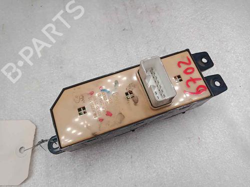 Left front window switch HYUNDAI SANTA FÉ I (SM) 2.0 CRDi | BP15617535I27 