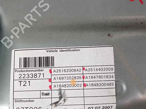 Rudehejsemotor forskærm højre MERCEDES-BENZ M-CLASS (W164) ML 320 CDI 4-matic (164.122) | BP17951637E20