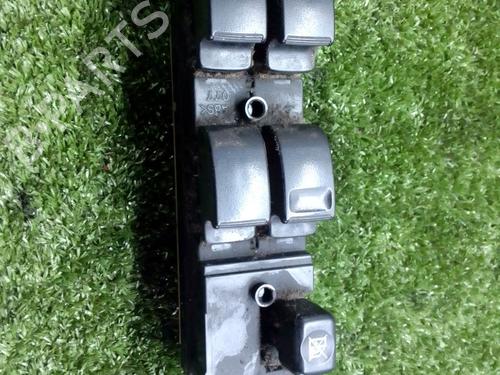 Used Left front window switch MITSUBISHI GRANDIS (NA_W) 2.0 DI-D (NA8W) (136 hp) 8358503