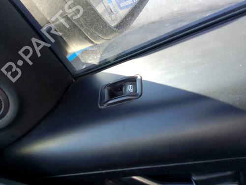 Used Right front window switch LAND ROVER FREELANDER 2 (L359) 2.2 TD4 4x4 (152 hp) 9557630