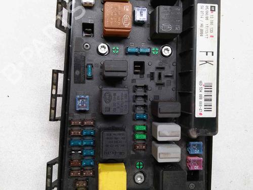 Boîte à Fusibles RENAULT KANGOO (KC0/1_) D 65 1.9 (KC0E, KC02, KC0J, KC0N) (64 hp) 14986040